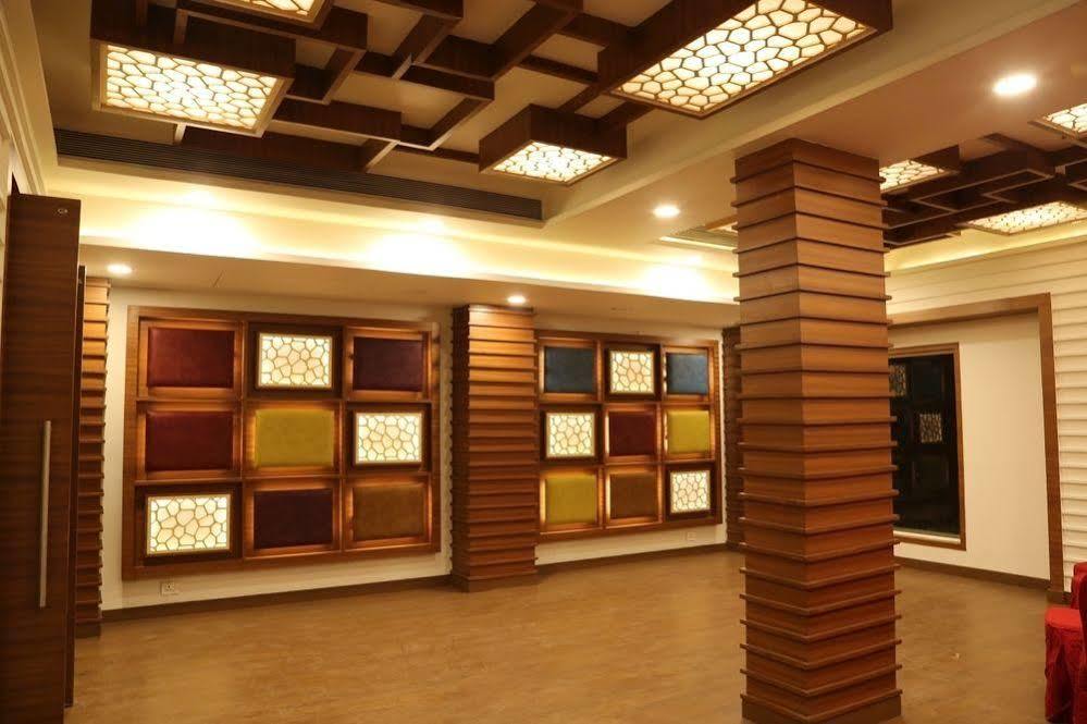 The Fern Residency Mundra Ξενοδοχείο Εξωτερικό φωτογραφία